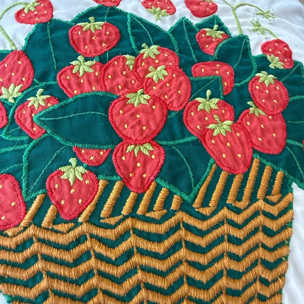 Vintage Strawberry Pillow House of Hatten Ruffle Cottagecore - Picture 6 of 7